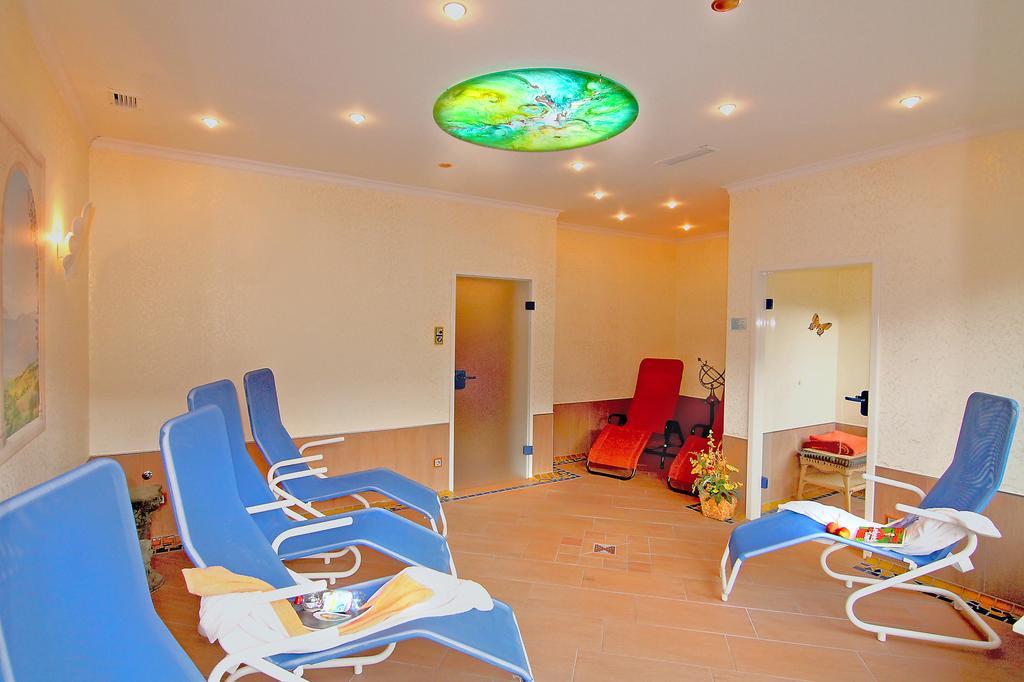 באד ווילבאד Hotel Weingaertner מראה חיצוני תמונה