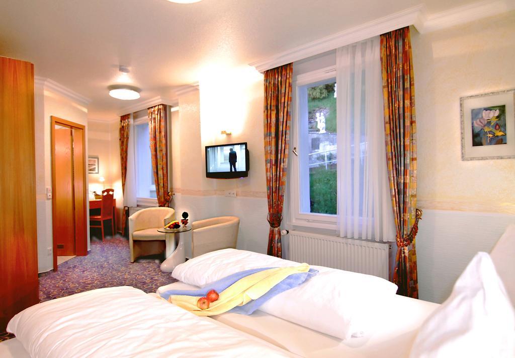 באד ווילבאד Hotel Weingaertner חדר תמונה