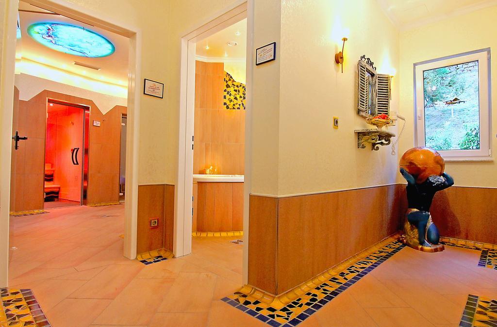 באד ווילבאד Hotel Weingaertner מראה חיצוני תמונה