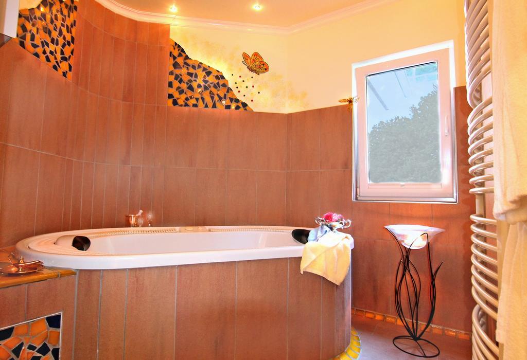 באד ווילבאד Hotel Weingaertner מראה חיצוני תמונה