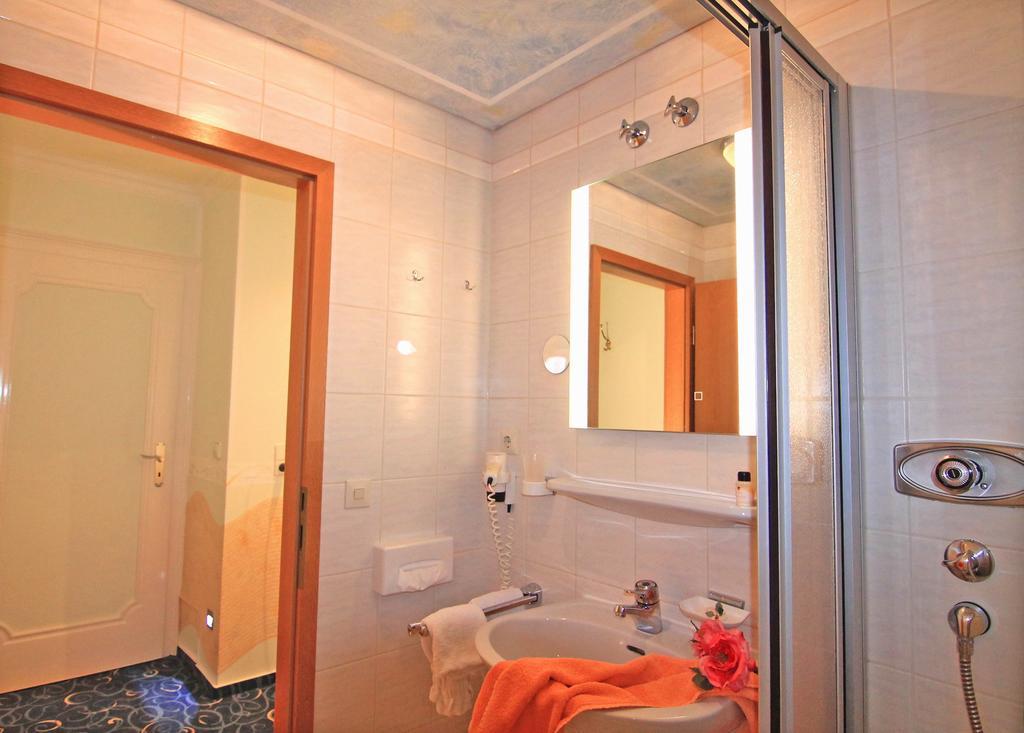 באד ווילבאד Hotel Weingaertner מראה חיצוני תמונה
