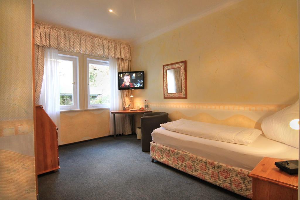 באד ווילבאד Hotel Weingaertner מראה חיצוני תמונה