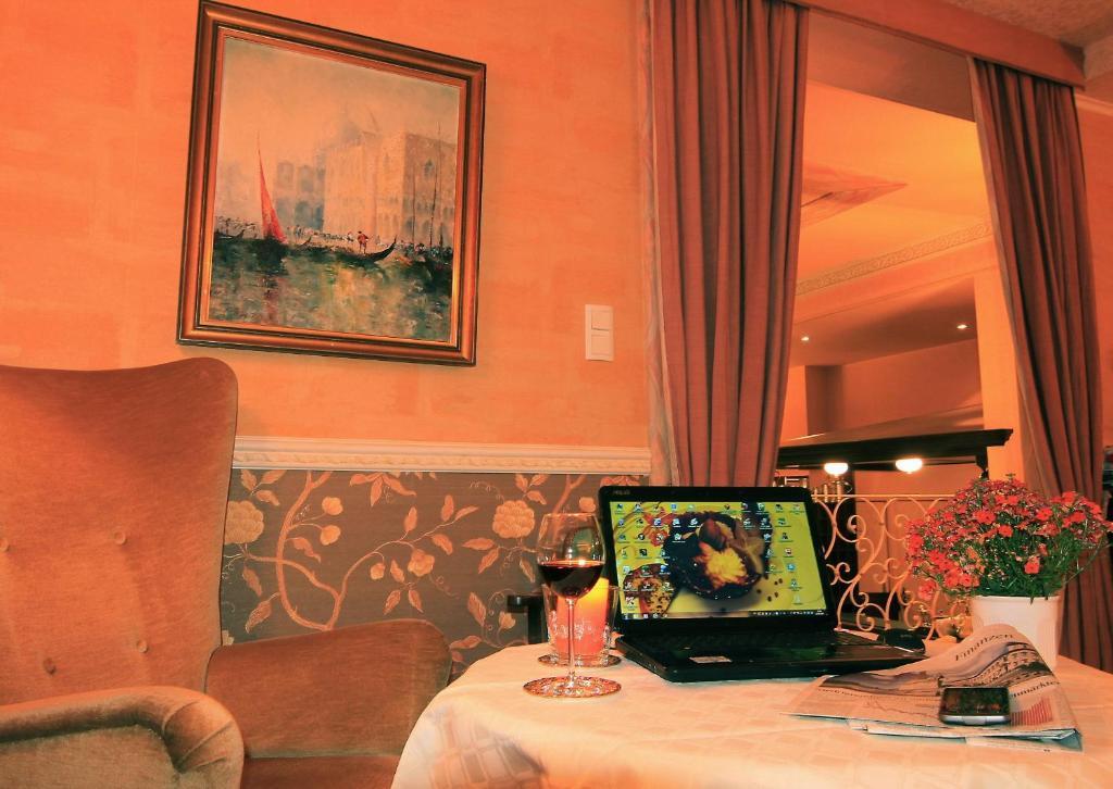 באד ווילבאד Hotel Weingaertner מראה חיצוני תמונה